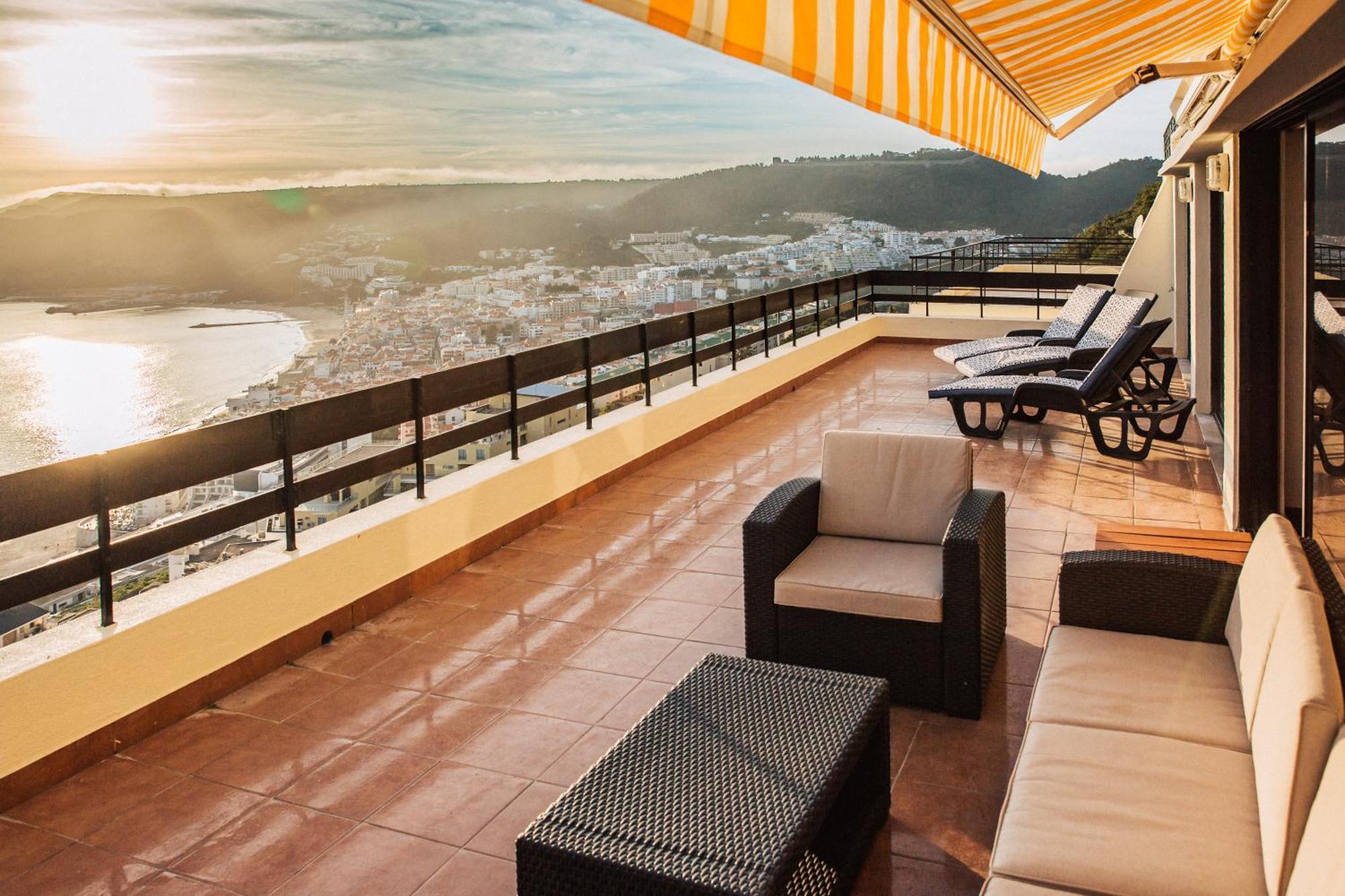 Apartment With A Stunning View Over سيسيمبرا المظهر الخارجي الصورة