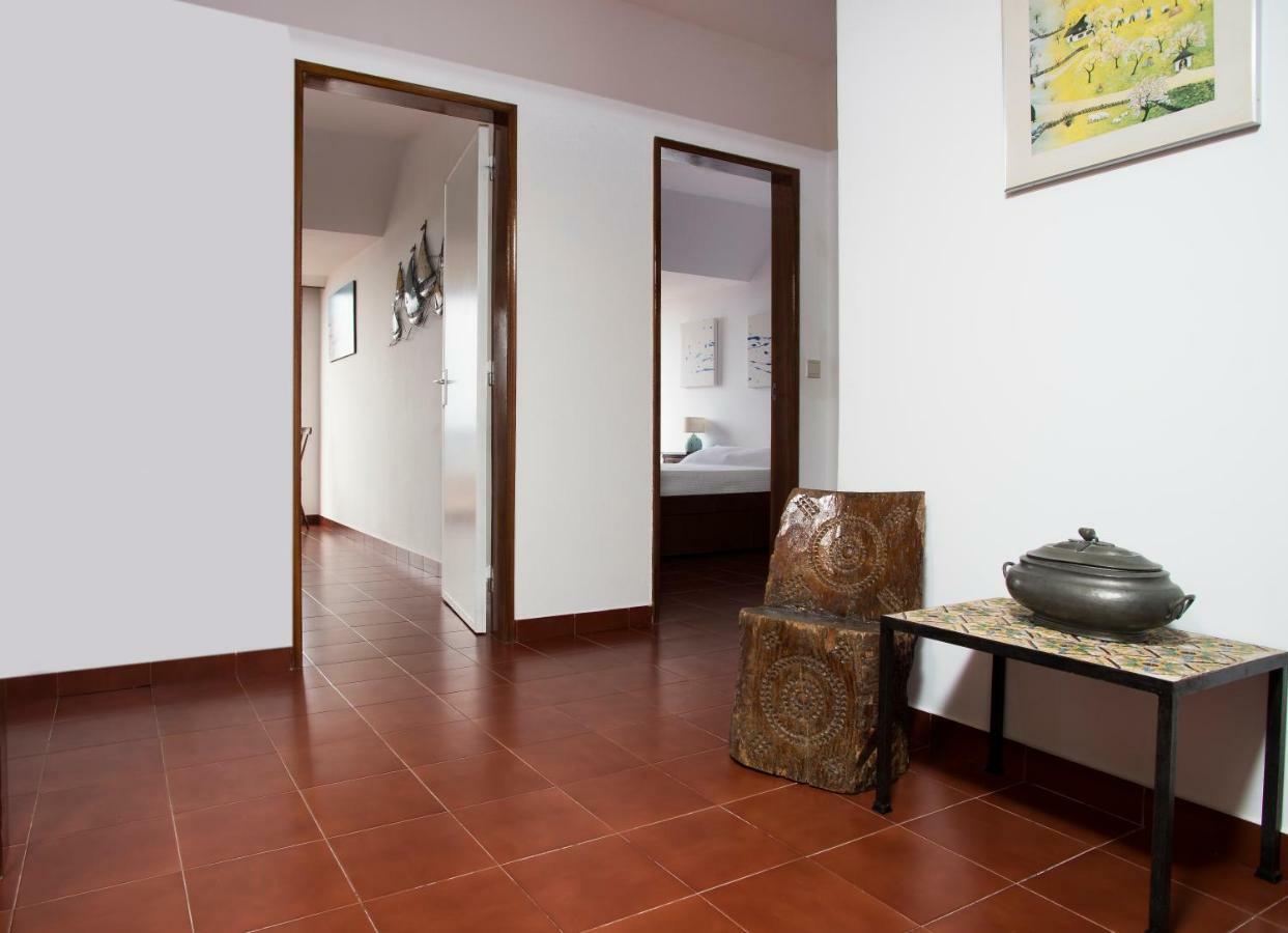 Apartment With A Stunning View Over سيسيمبرا المظهر الخارجي الصورة