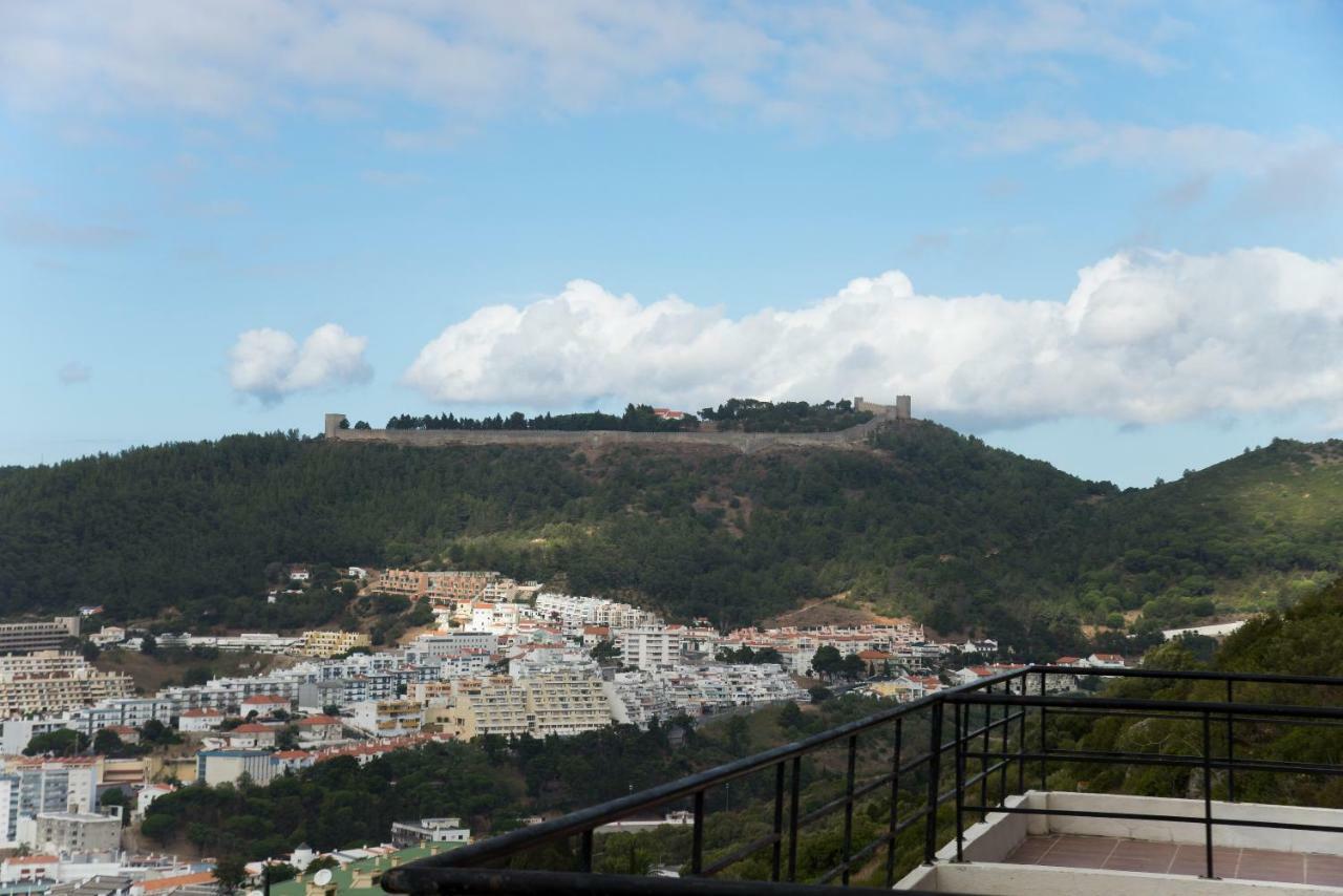 Apartment With A Stunning View Over سيسيمبرا المظهر الخارجي الصورة
